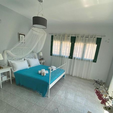 Paraskevi'S Apt - City Center W/ Lovely Park View Rhodes City Esterno foto